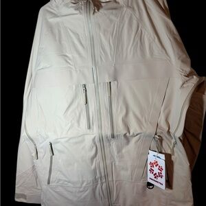 Obermeyer Cream Ski & Snowboard Jacket